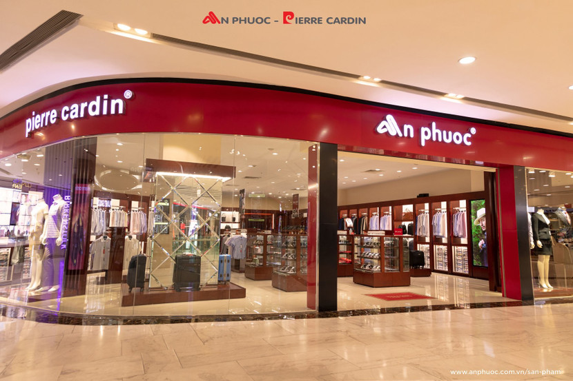 an-phuoc-pierre-cardin.jpg