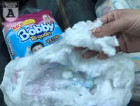 Cận cảnh những chiếc bỉm giả như thật