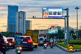 Khám phá hệ thống màn hình LED cảnh báo ùn tắc giao thông ở Hà Nội