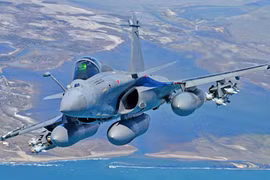 Tiêm kích Rafale của Pháp bắn hạ UAV xâm nhập không phận Latvia