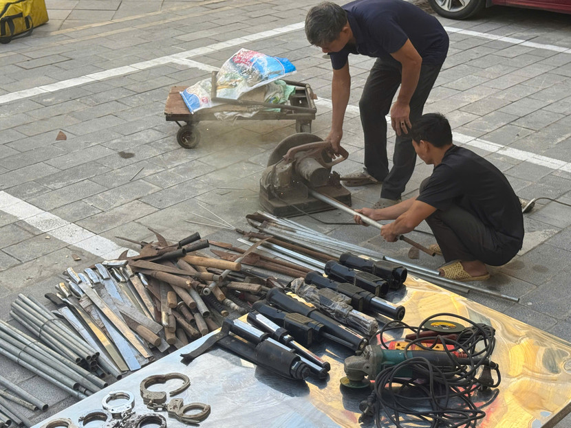 Tổ chức tiêu hủy vũ khí, vật liệu nổ, công cụ hỗ trợ