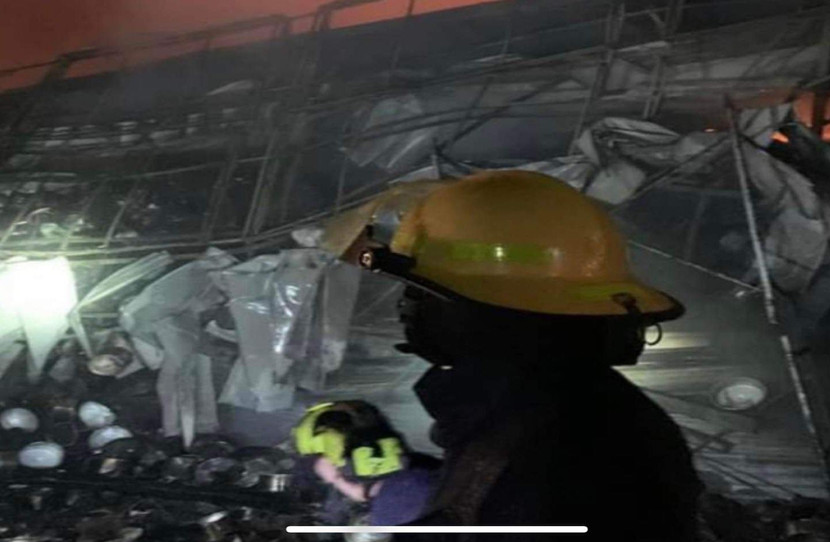 Lực lượng Cảnh sát PCCC và CNCH tiếp cận dập lửa đám cháy Lực lượng Cảnh sát PCCC và CNCH tiếp cận dập lửa đám cháy