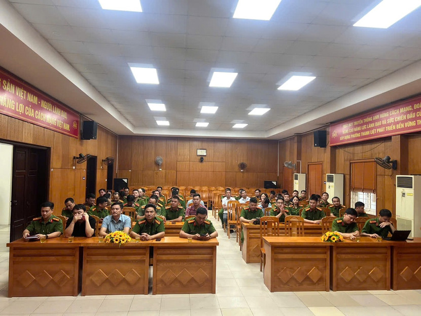 Cán bộ, Ủy ban nhân dân và Công an phường Thanh Liệt tập huấn an toàn cháy, nổ