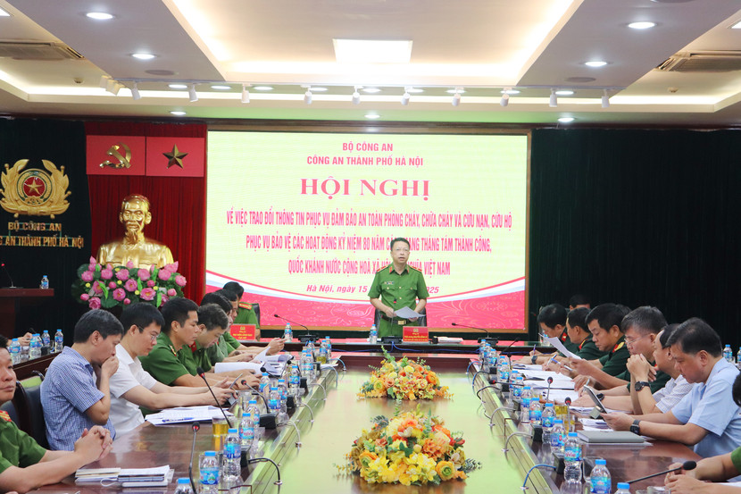 Thiếu tướng Nguyễn Hồng Ky phát biểu chỉ đạo tại hội nghị