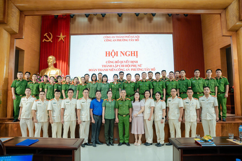 Công bố quyết định thành lập Đoàn thanh niên, Chi hội phụ nữ Công an phường Tây Hồ ảnh 3