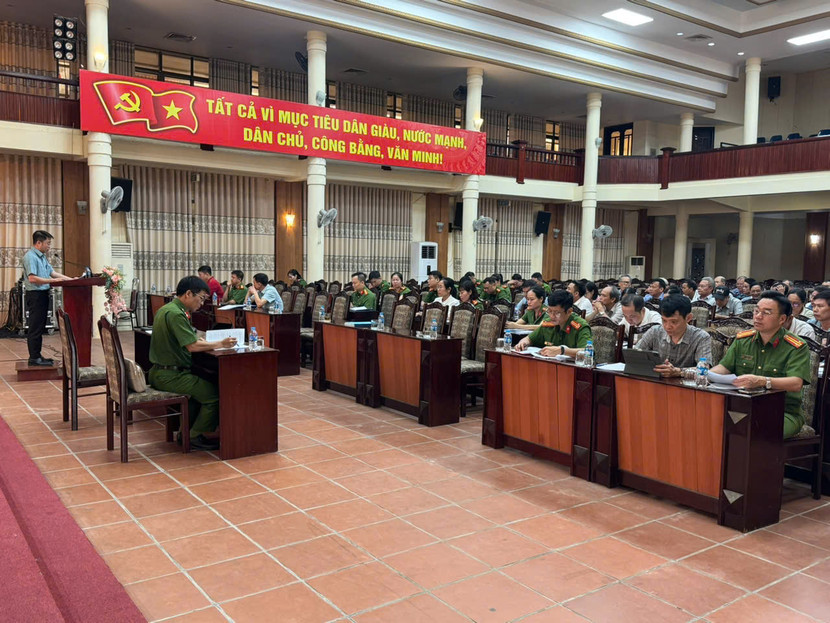 Lãnh đạo UBND các xã, phường đánh giá cao nội dung hướng dẫn, trao đổi tại hội nghị Lãnh đạo UBND các xã, phường đánh giá cao nội dung hướng dẫn, trao đổi tại hội nghị