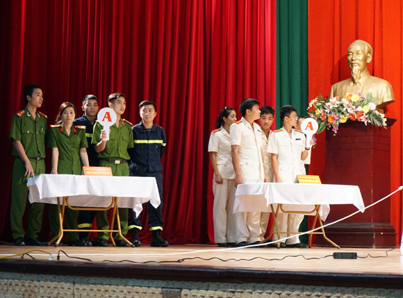 Cảnh sát PC&CC Hà Nội triển khai hội thi “Công an nhân dân làm theo lời Bác” ảnh 9