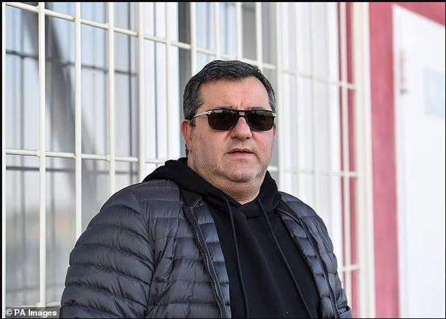 Người đại diện Mino Raiola đã nói về mức lương của Haaland Người đại diện Mino Raiola đã nói về mức lương của Haaland