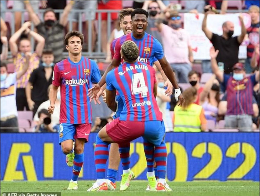 Barcelona vừa đánh bại Levante 3-0 Barcelona vừa đánh bại Levante 3-0