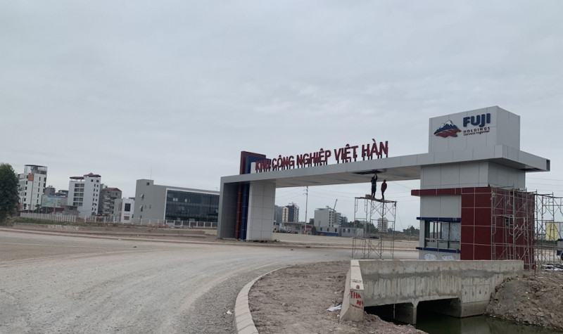 Chủ đầu tư KCN Việt Hàn đã được cấp Giấy phép xây dựng ngày 31.8.2022 và đang triển khai theo đúng tiến độ