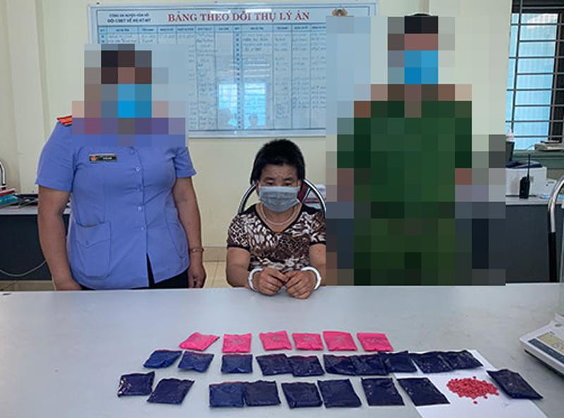 Đối tượng Sồng Thị Sống và tang vật vụ án