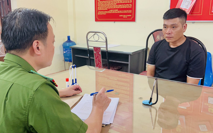 Cơ quan CSĐT ghi lời khai đối tượng Cường Cơ quan CSĐT ghi lời khai đối tượng Cường