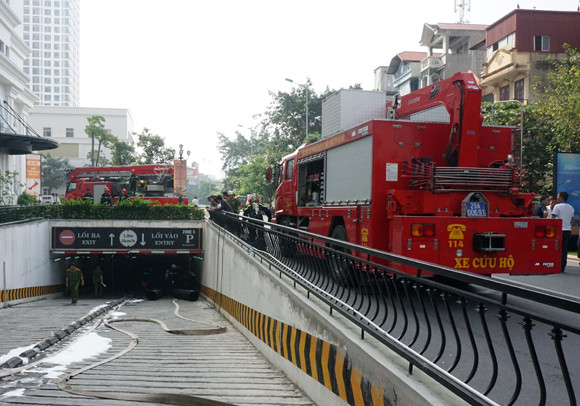 Giả định sự cố hỏa hoạn trong tầng hầm Royal City ảnh 10