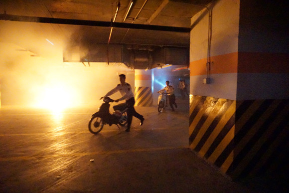 Giả định sự cố hỏa hoạn trong tầng hầm Royal City ảnh 4