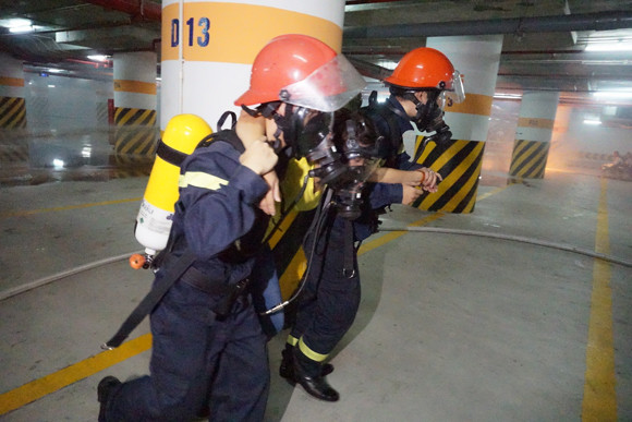 Giả định sự cố hỏa hoạn trong tầng hầm Royal City ảnh 5