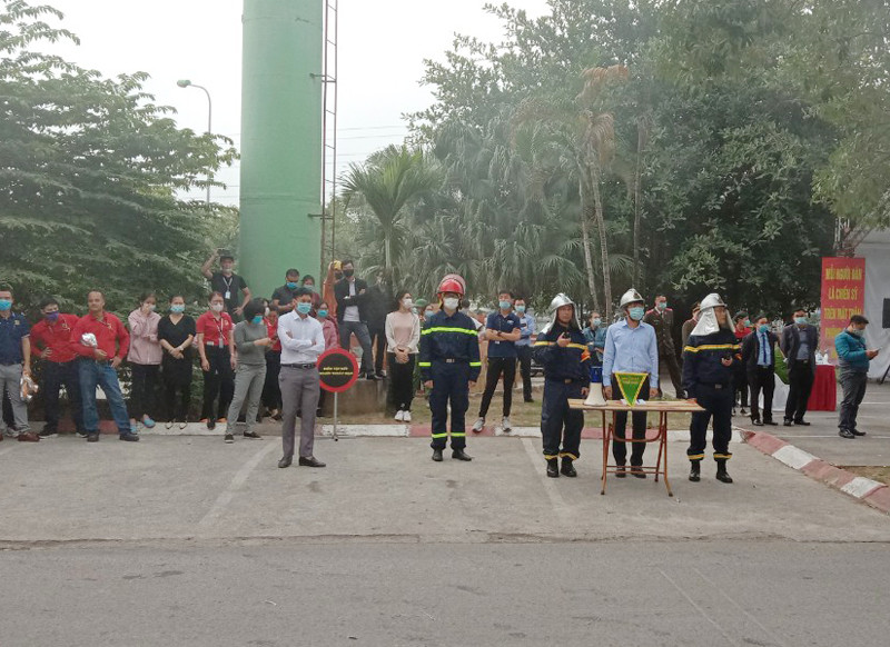 Ban chỉ huy diễn tập chữa cháy, cứu nạn, cứu hộ diễn tập tại siêu thị BigC