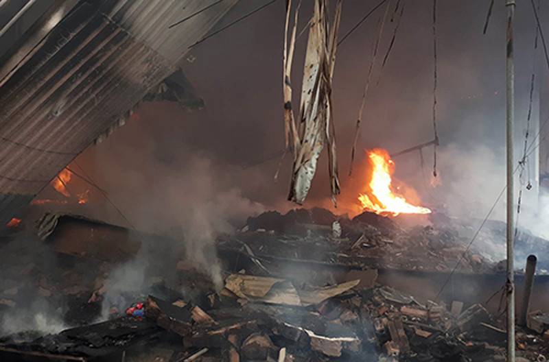 Vụ cháy chợ Quang do đốt vàng mã