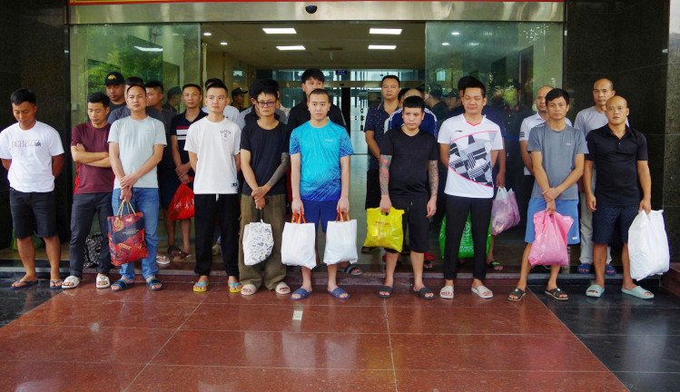 Các đối tượng trong đường dây tổ chức đánh bạc và đánh bạc bằng hình thức cá độ bóng đá trên không gian mạng