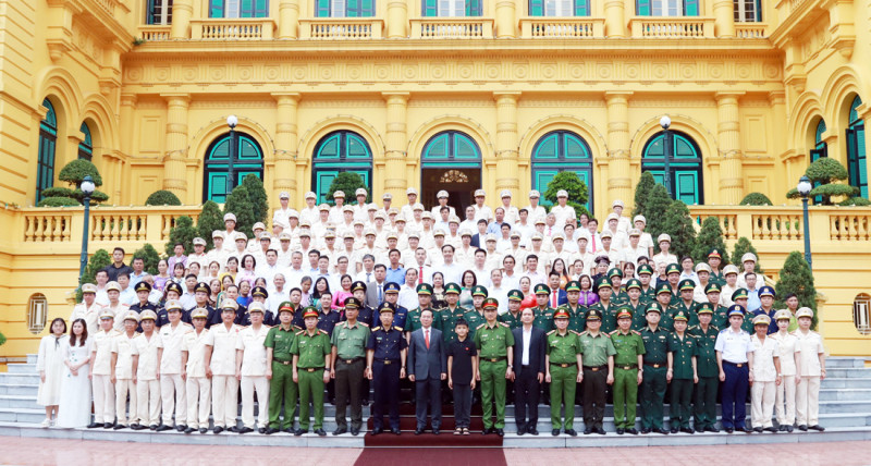 Chủ tịch nước Võ Văn Thưởng và các điển hình tiên tiến trong phòng, chống ma túy