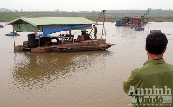 "Vòi bạch tuộc" rút ruột sông Hồng ảnh 5