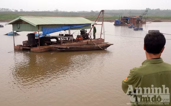 "Vòi bạch tuộc" rút ruột sông Hồng ảnh 5