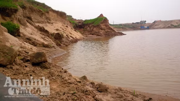 "Vòi bạch tuộc" rút ruột sông Hồng ảnh 11