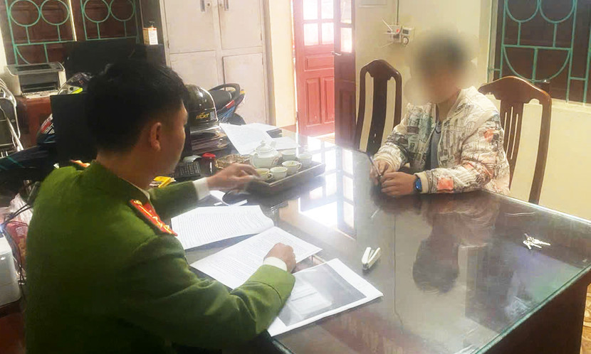 Cơ quan công an lập biên bản xử lý trường hợp vi phạm khi sử dụng mạng xã hội đăng tin xúc phạm Cơ quan công an lập biên bản xử lý trường hợp vi phạm khi sử dụng mạng xã hội đăng tin xúc phạm