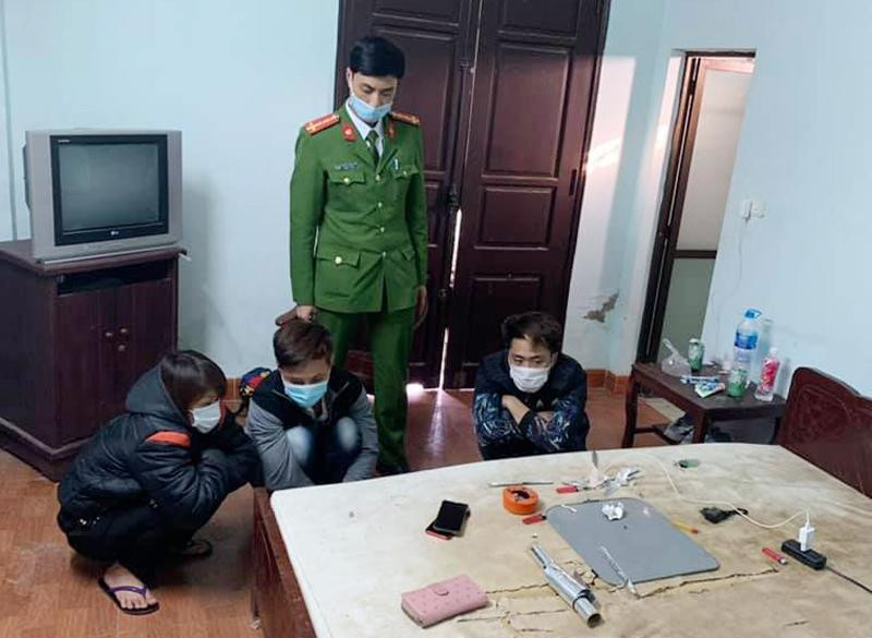 Cơ quan công an kiểm tra phát hiện nhóm đối tượng sử dụng trái phép chất ma túy trong nhà nghỉ