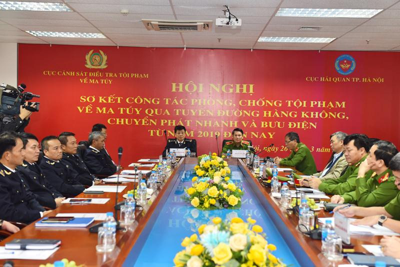 Hội nghị sơ kết công tác phòng chống tội phạm về ma túy qua đường hàng không và chuyển phát nhanh Hội nghị sơ kết công tác phòng chống tội phạm về ma túy qua đường hàng không và chuyển phát nhanh