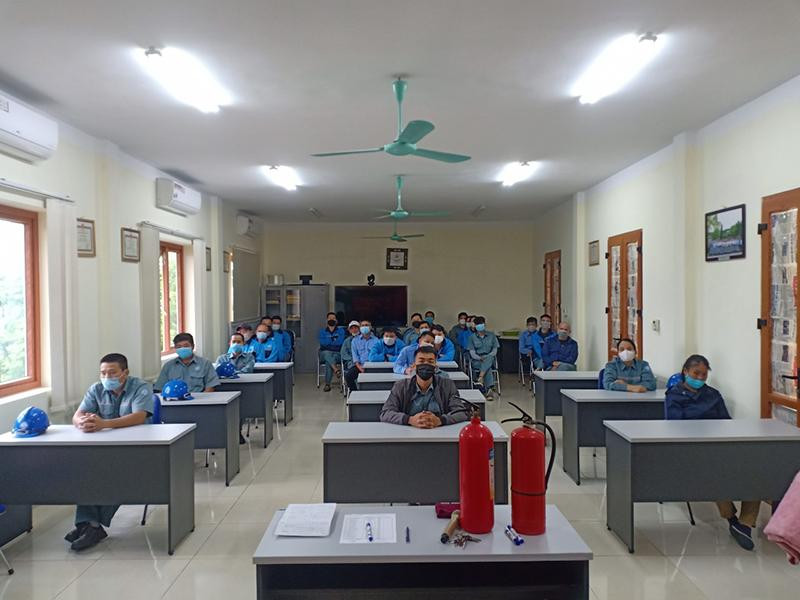 CAH Gia Lâm đã yêu cầu người đứng đầu các cơ sở kinh doanh dịch vụ thực hiện tốt công tác phòng ngừa cháy nổ tại cơ sở