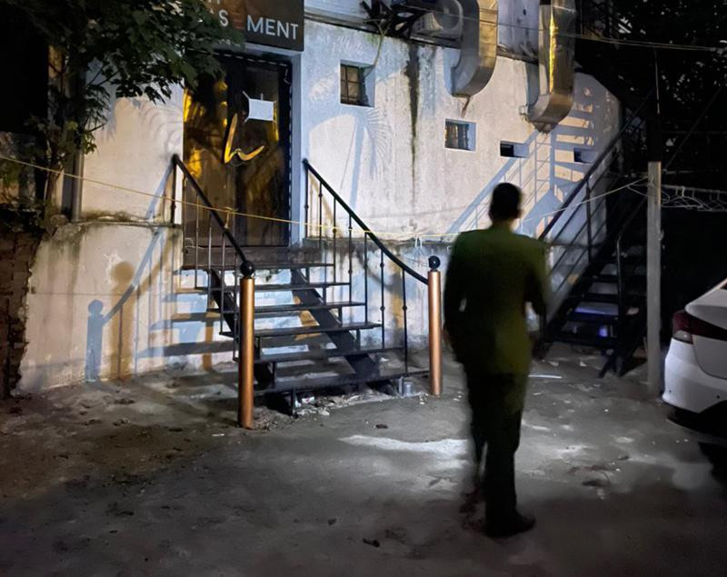 Sau khi yêu cầu cơ sở kinh doanh đình chỉ hoạt động do vi phạm, CAP Quảng An liên tục kiểm tra, giám sát để kịp thời xử lý những phát sinh Sau khi yêu cầu cơ sở kinh doanh đình chỉ hoạt động do vi phạm, CAP Quảng An liên tục kiểm tra, giám sát để kịp thời xử lý những phát sinh