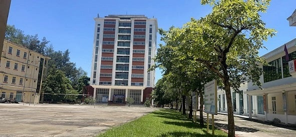 Tòa nhà 11 tầng Trường Đại học Công nghiệp Việt - Hung bị đình chỉ hoạt động do vi phạm quy định PCCC Tòa nhà 11 tầng Trường Đại học Công nghiệp Việt - Hung bị đình chỉ hoạt động do vi phạm quy định PCCC