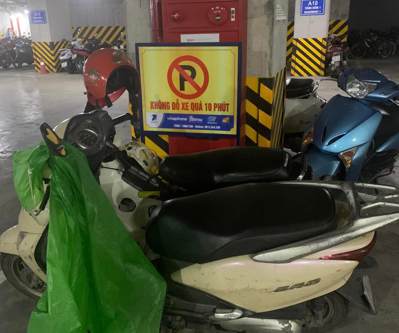 Cư dân và Ban quản lý tổ chức họp bàn về cách giải quyết quyền lợi, đảm bảo an toàn PCCC, ANTT tại tòa nhà