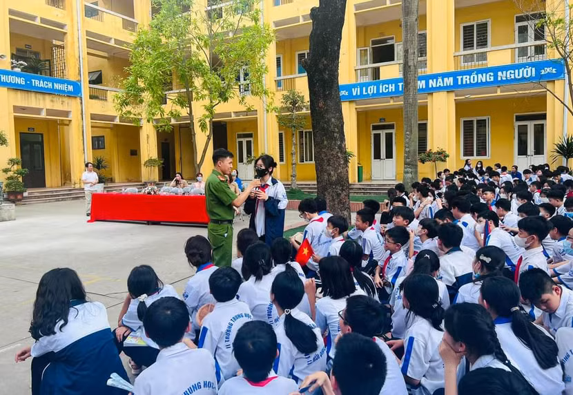 CBCS tuyên truyền, trao đổi kỹ năng, cách phòng tránh, xử lý an toàn PCCC, đuối nước, tai nạn thương tích