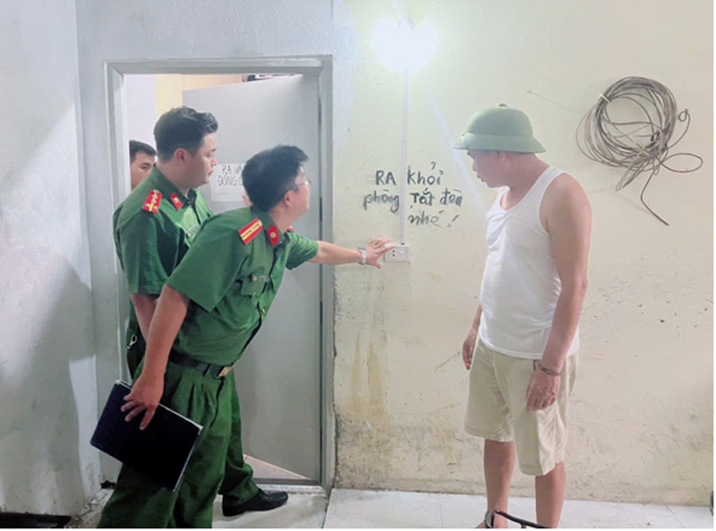 Hướng dẫn sử dụng, và yêu cầu duy trì hoạt động thường xuyên của cửa ngăn cháy