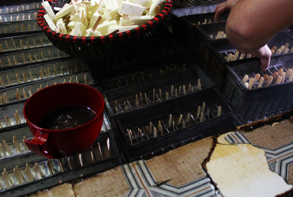 Mục sở thị công nghệ làm kem siêu… bẩn tại Thủ đô ảnh 5 Mục sở thị công nghệ làm kem siêu… bẩn tại Thủ đô ảnh 5