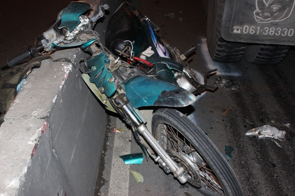 Chạy ngược chiều lên cầu vượt, người đàn ông tử nạn ảnh 2