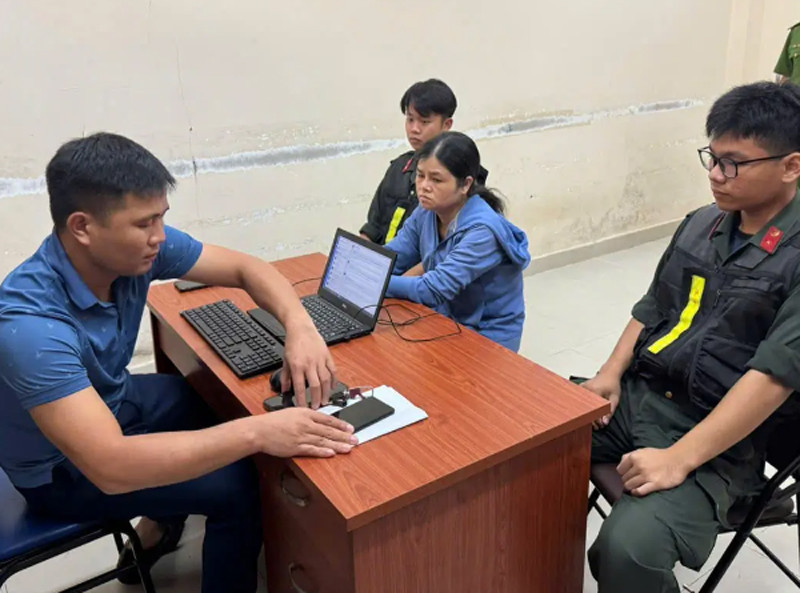 Cơ quan Công an bắt giữ đối tượng Hường Cơ quan Công an bắt giữ đối tượng Hường