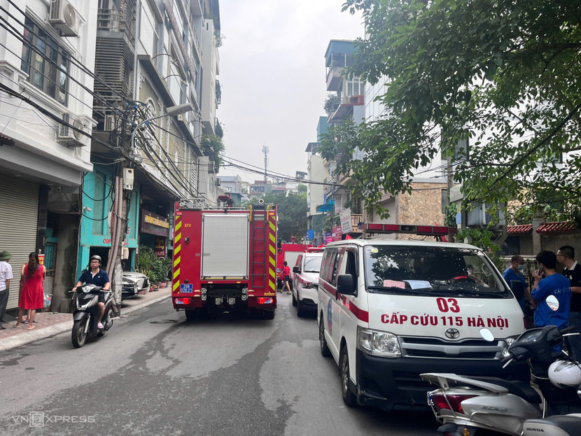 Lực lượng chức năng phối hợp xử lý vụ việc