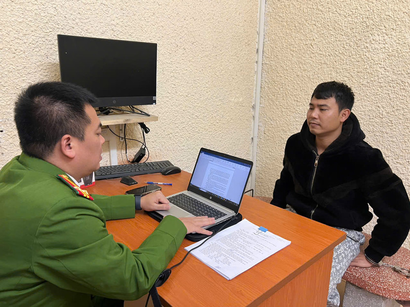 Cơ quan CSĐT ghi lời khai đối tượng liên quan