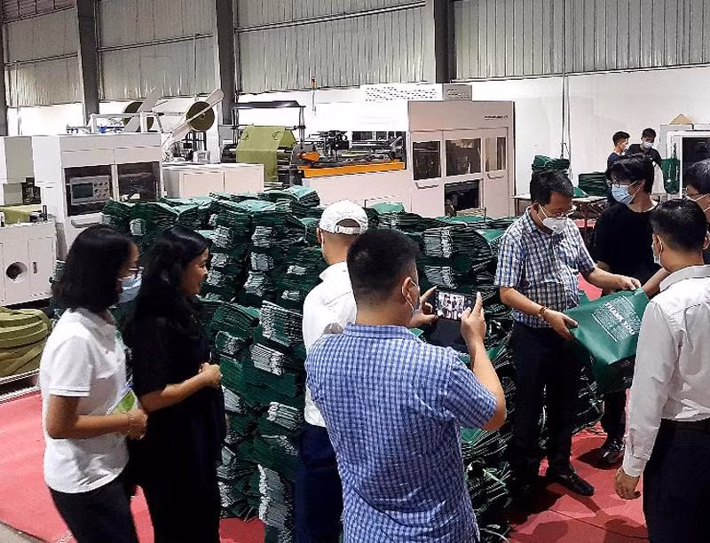 Các sản phẩm thân thiện môi trường có tính ứng dụng cao trong công nghiệp và nông nghiệp