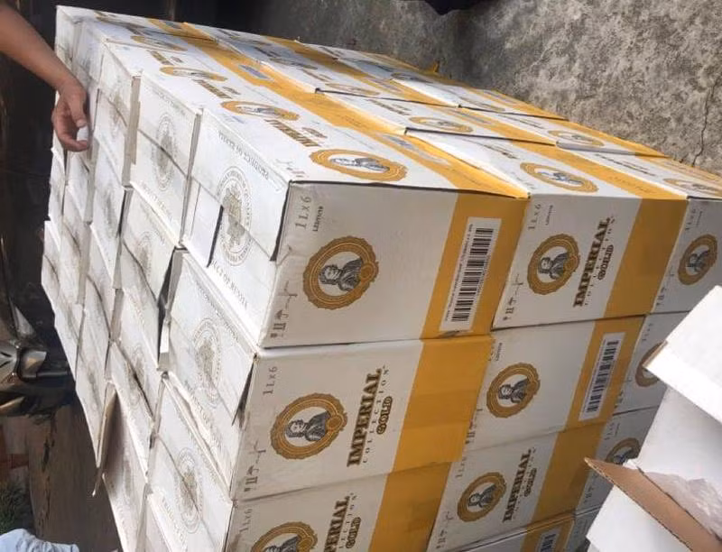 Thu giữ gần 1.000 chai rượu ngoại nhập lâu