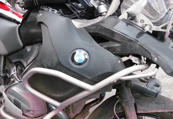 Đoàn mô tô caravan Thái Lan bị chặn, xử lý vì vi phạm an toàn giao thông ảnh 4