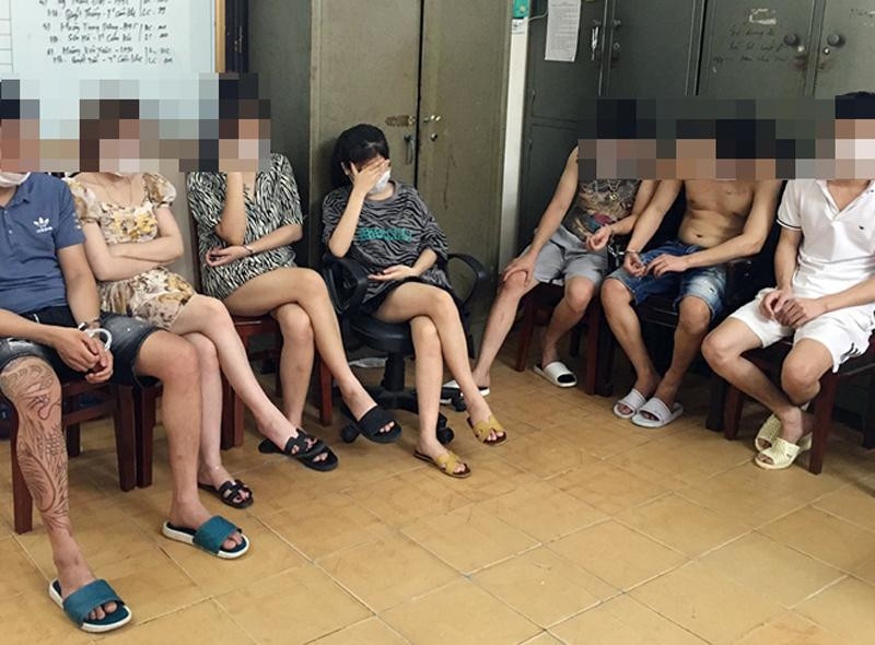 Các đối tượng tụ tập bay lắc trong mùa dịch Covid-19 bị Công an tỉnh Phú Thọ xử lý Các đối tượng tụ tập bay lắc trong mùa dịch Covid-19 bị Công an tỉnh Phú Thọ xử lý