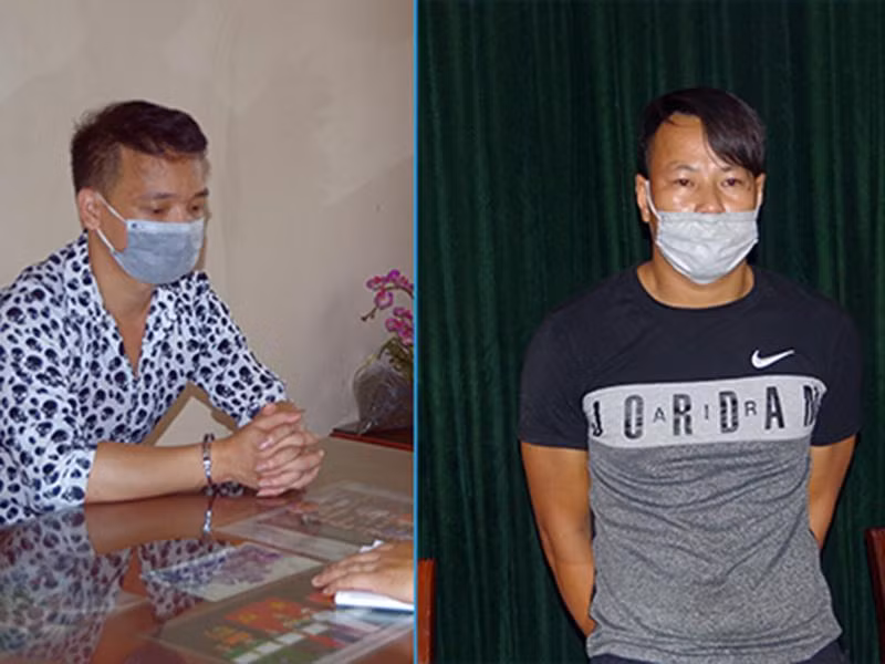 Công an bắt hai đối tượng mua bán gần 2.000 viên hồng phiến Công an bắt hai đối tượng mua bán gần 2.000 viên hồng phiến