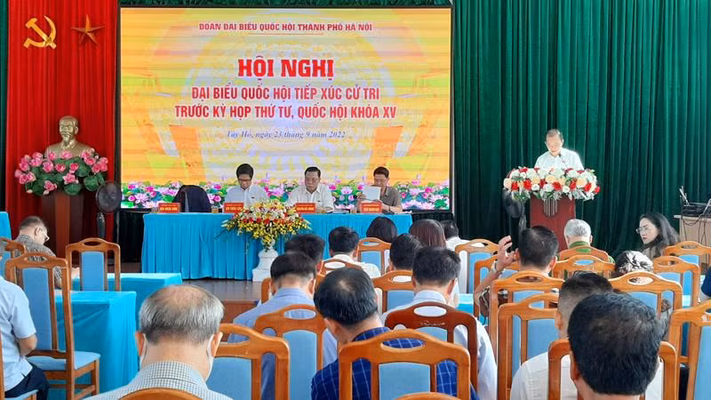 Đại biểu Bùi Hoài Sơn báo cáo kết quả kỳ họp thứ 3, Quốc hội khóa XV và báo cáo tổng hợp dự kiến nội dung kỳ họp thứ 4 Quốc hội khóa XV