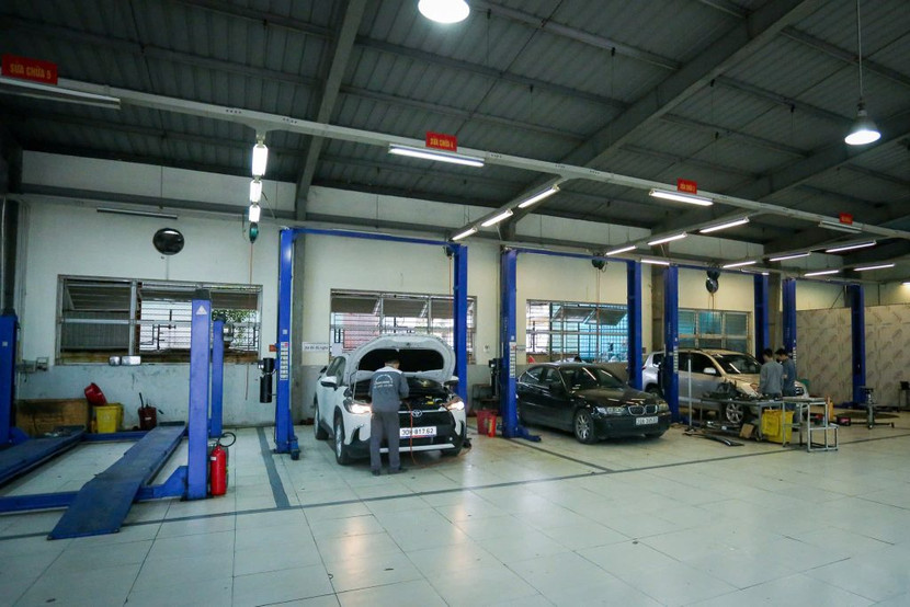 Xí nghiệp Cơ Khí – Sửa chữa Ô tô, xe máy có địa chỉ tại số 5 Ngọc Hồi, Hoàng Liệt, Hoàng Mai, Hà Nội là một trong những cơ sở uy tín, chất lượng chuyên sửa chữa, bảo dưỡng, thay thế các loại phương tiện Xí nghiệp Cơ Khí – Sửa chữa Ô tô, xe máy có địa chỉ tại số 5 Ngọc Hồi, Hoàng Liệt, Hoàng Mai, Hà Nội là một trong những cơ sở uy tín, chất lượng chuyên sửa chữa, bảo dưỡng, thay thế các loại phương tiện