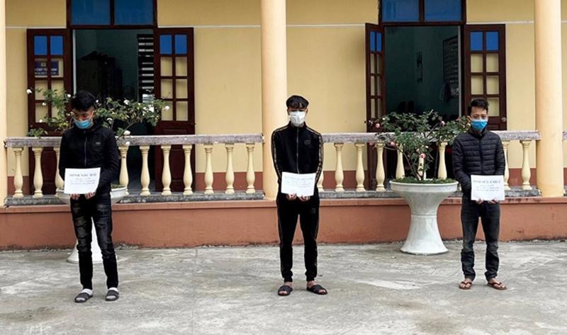 Nhóm đối tượng bị Công an bắt giữ Nhóm đối tượng bị Công an bắt giữ