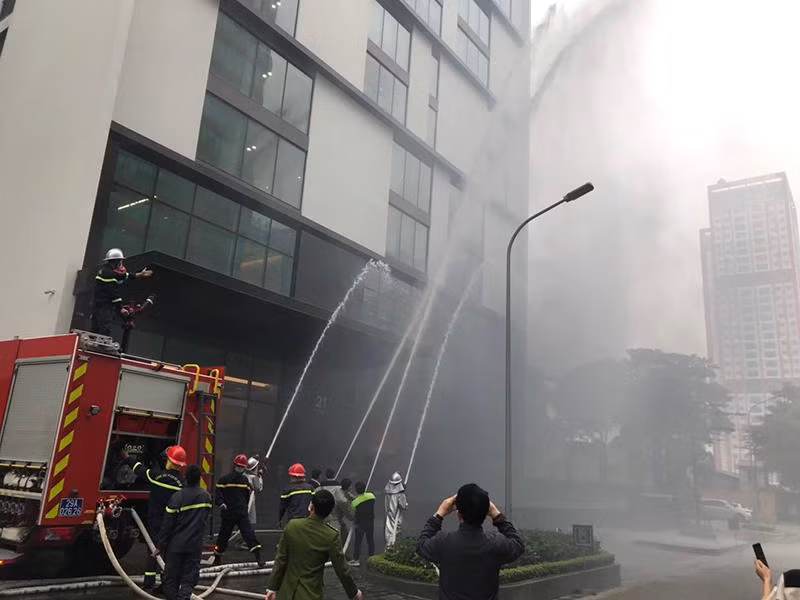 Thực tập phương án phòng cháy tại Tổ hợp văn phòng cho thuê và khách sạn thuộc Công ty cổ phần Ford Thăng Long Thực tập phương án phòng cháy tại Tổ hợp văn phòng cho thuê và khách sạn thuộc Công ty cổ phần Ford Thăng Long