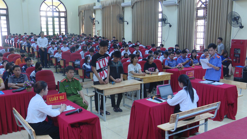 “Phiên toà giả định” tuyên truyền pháp luật năm 2023 “Phiên toà giả định” tuyên truyền pháp luật năm 2023